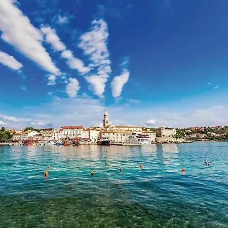 Front In * Pinezići